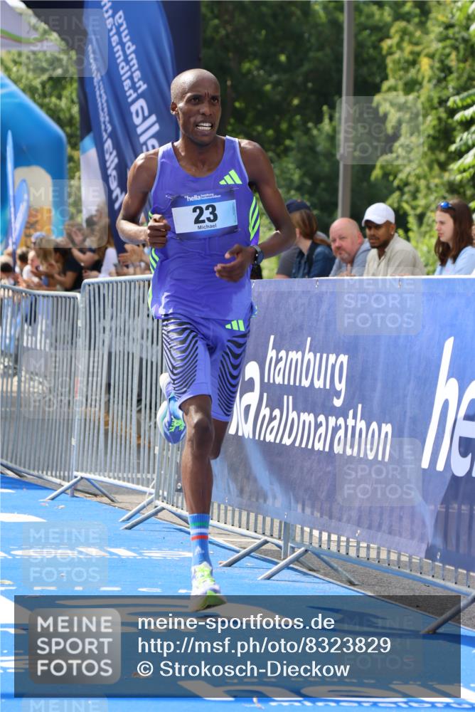 29.06.2025 - hella hamburg halbmarathon Strokosch-Dieckow http://msf.ph/oto/8323829 29.06.2025 10:03:06 Ziel 9, 16, 23 meine-sportfotos.de