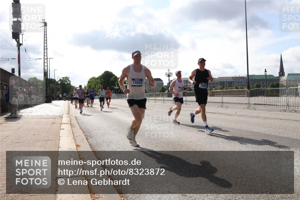 29.06.2025 - hella hamburg halbmarathon Lena Gebhardt http://msf.ph/oto/8323872 29.06.2025 09:48:22 Lombardsbrücke 1710, 15931, 1248, 7884, 1164, 1290, 1385, 1505, 1562, 1710, 1743, 2399, 2714, 2767, 3480, 3959, 4359, 4602, 4860, 5091, 5315, 5554, 5709, 6684, 6829, 6990, 7152, 7154, 7884, 8362, 8933, 9178, 9403, 9944, 10384, 10404, 10793, 10852, 10900, 11202, 11227, 11620, 11745, 11929, 12051, 12290, 12488, 12514, 12865, 12916, 13483, 13595, 13854, 13975, 14387, 14875, 14908, 14934, 15015, 15261, 15415, 15701, 15931, 15959, 16119, 16158 meine-sportfotos.de