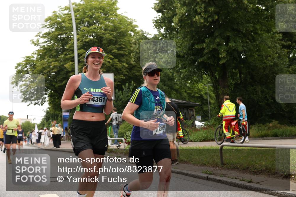 29.06.2025 - hella hamburg halbmarathon Yannick Fuchs http://msf.ph/oto/8323877 29.06.2025 10:51:20 20KM 1200, 1239, 1387, 1563, 1715, 1719, 1972, 2236, 2652, 3575, 4261, 5015, 5134, 5391, 5457, 5458, 5728, 6720, 6892, 7159, 7269, 7833, 8744, 9450, 10383, 10408, 11832, 12144, 12509, 12773, 12774, 13245, 13376, 13523, 13664, 14361, 14737, 14881, 14951, 15090, 15110, 15125, 15189, 15220, 15349, 15664, 16093, 16418, 17201, 17758, 17769, 17848, 18388, 18508 meine-sportfotos.de