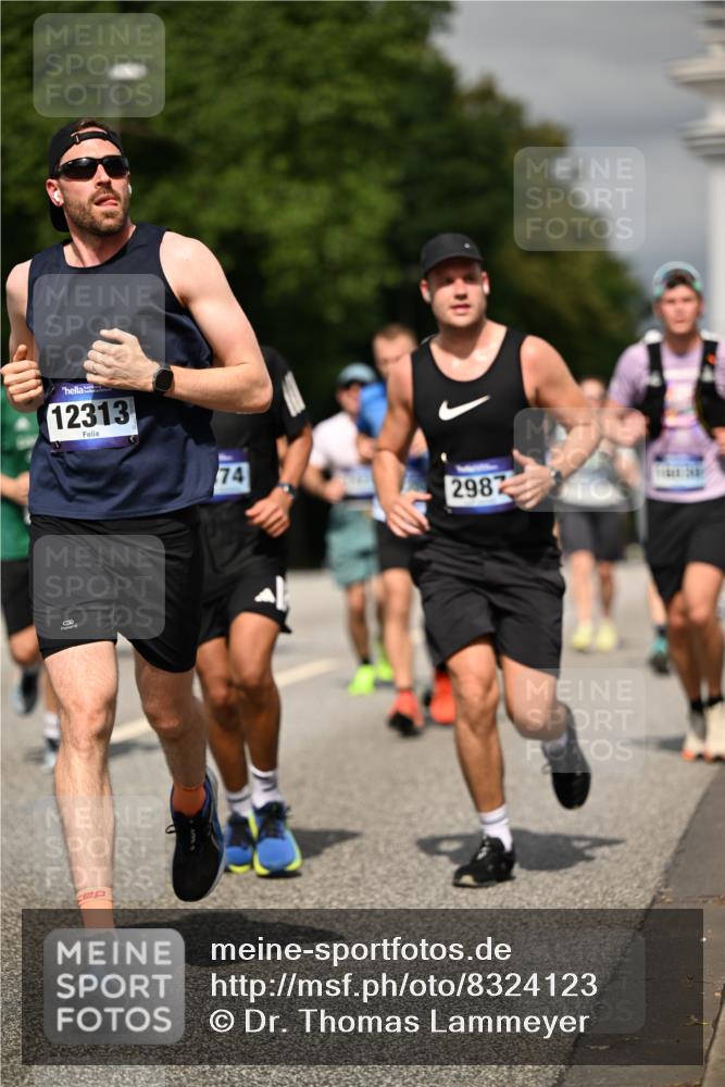 29.06.2025 - hella hamburg halbmarathon Dr. Thomas Lammeyer http://msf.ph/oto/8324123 29.06.2025 10:17:31 Kennedybrücke 1007, 1194, 1859, 1939, 2055, 2359, 2721, 2904, 2961, 2987, 3218, 3729, 4001, 4795, 4950, 5232, 5631, 6026, 6207, 7346, 7460, 7913, 8913, 9128, 9612, 9631 meine-sportfotos.de