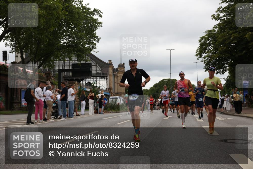 29.06.2025 - hella hamburg halbmarathon Yannick Fuchs http://msf.ph/oto/8324259 29.06.2025 10:51:21 20KM 1200, 1239, 1387, 1563, 1715, 1719, 1972, 2236, 2652, 3575, 4261, 5015, 5134, 5391, 5457, 5458, 5728, 6720, 6892, 7159, 7269, 7833, 8744, 9450, 10383, 10408, 11832, 12144, 12509, 12773, 12774, 13245, 13376, 13523, 13664, 14361, 14737, 14881, 14951, 15090, 15110, 15125, 15189, 15220, 15349, 15664, 16093, 16418, 17201, 17758, 17769, 17848, 18388, 18508 meine-sportfotos.de