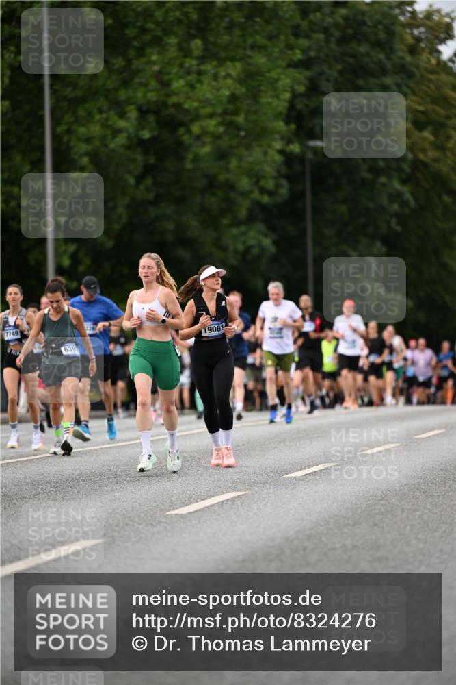 29.06.2025 - hella hamburg halbmarathon Dr. Thomas Lammeyer http://msf.ph/oto/8324276 29.06.2025 10:39:23 Kennedybrücke 1417, 1497, 1821, 1849, 2198, 2265, 2482, 3170, 3409, 3958, 4333, 4564, 4696, 4884, 5027, 5793, 6335, 6365, 6379, 6397, 6571, 6746, 6803, 6859, 7020, 7386, 7733, 8249, 8369, 9164, 9248, 9342, 9803, 10335, 10358, 10393, 10464, 10606, 11320 meine-sportfotos.de
