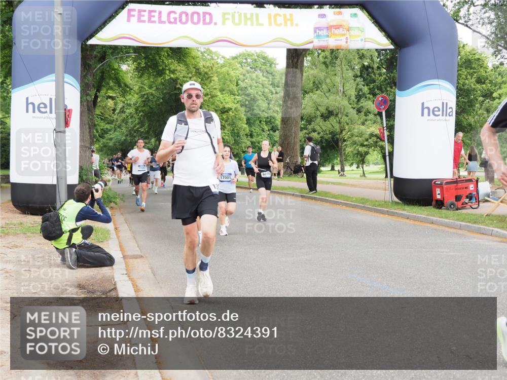 29.06.2025 - hella hamburg halbmarathon MichiJ http://msf.ph/oto/8324391 29.06.2025 10:37:34 Zwischen KM18-KM19 1216, 1399, 2878, 3543, 8899, 9551, 11579, 11975, 13812, 13875, 14794, 16731, 16877, 17001, 17319, 17384, 17908, 18370 meine-sportfotos.de