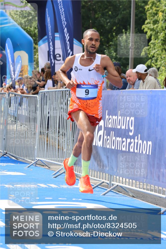 29.06.2025 - hella hamburg halbmarathon Strokosch-Dieckow http://msf.ph/oto/8324505 29.06.2025 10:03:02 Ziel 9, 23 meine-sportfotos.de