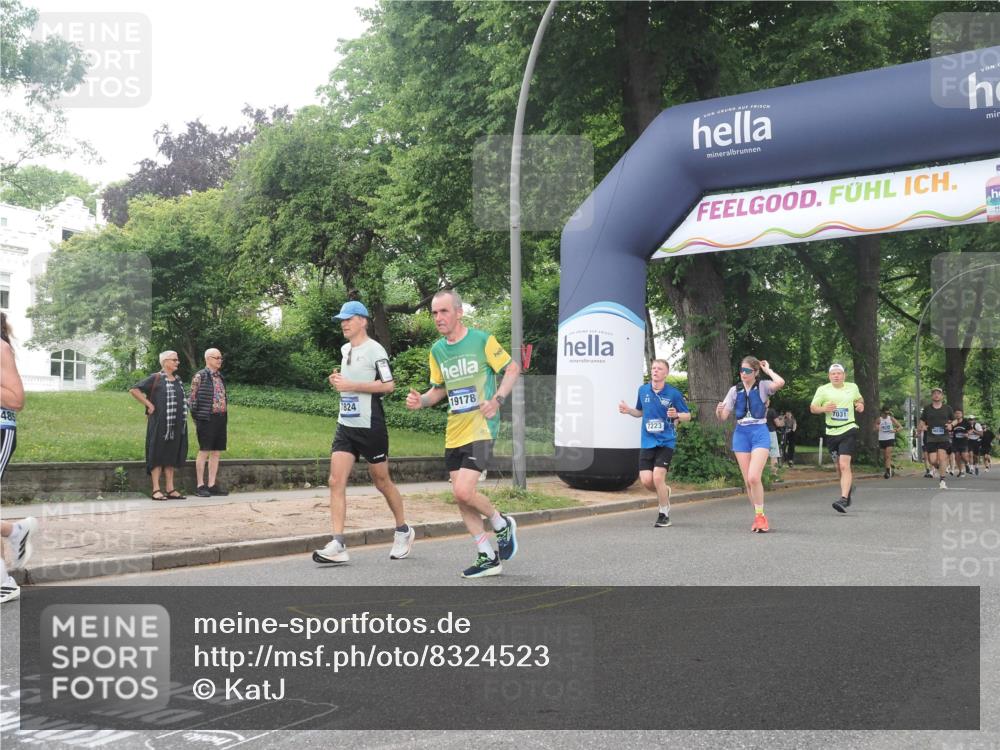 29.06.2025 - hella hamburg halbmarathon KatJ http://msf.ph/oto/8324523 29.06.2025 10:46:22 Zwischen KM18-KM19 4986, 7031, 7223, 7824, 8030, 8509 meine-sportfotos.de