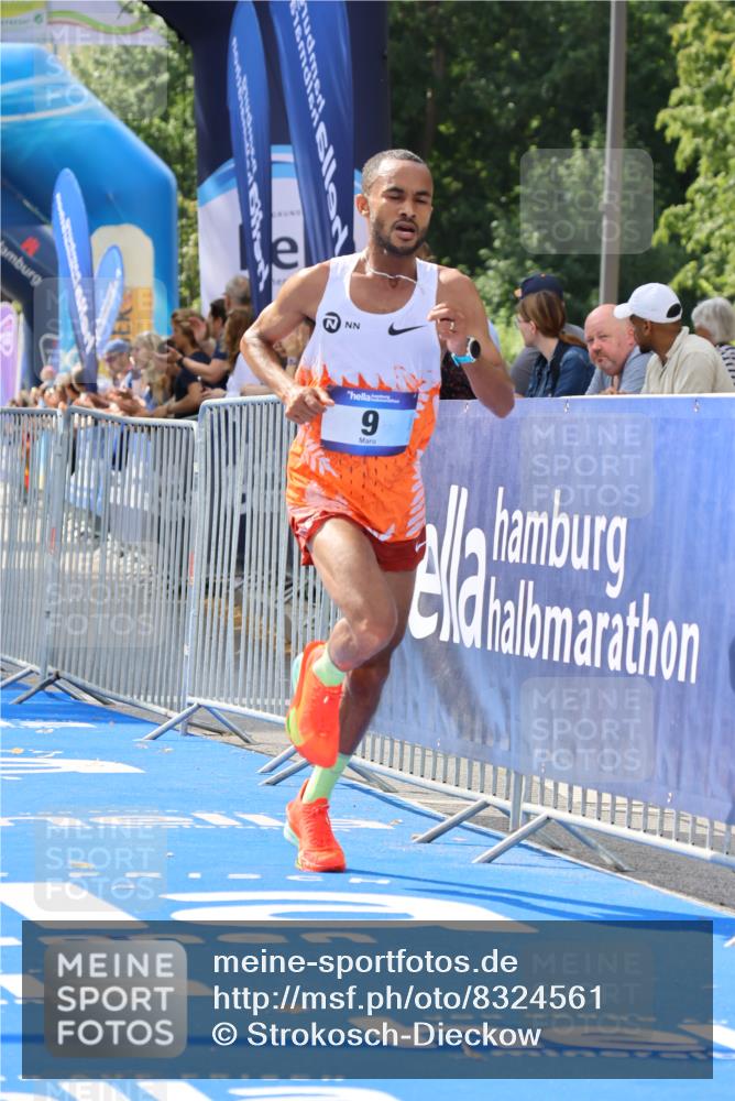 29.06.2025 - hella hamburg halbmarathon Strokosch-Dieckow http://msf.ph/oto/8324561 29.06.2025 10:03:02 Ziel 9, 23 meine-sportfotos.de
