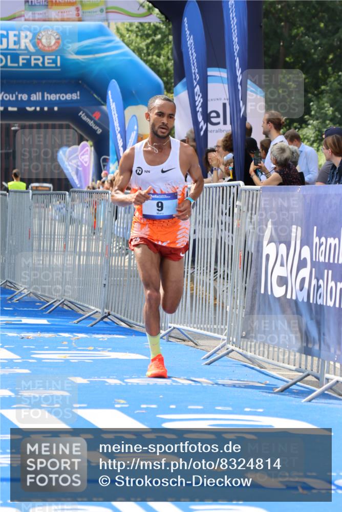 29.06.2025 - hella hamburg halbmarathon Strokosch-Dieckow http://msf.ph/oto/8324814 29.06.2025 10:03:01 Ziel 9, 23 meine-sportfotos.de