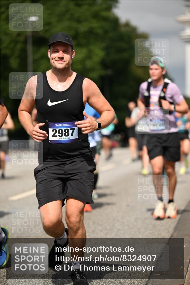 29.06.2025 - hella hamburg halbmarathon Dr. Thomas Lammeyer http://msf.ph/oto/8324907 29.06.2025 10:17:32 Kennedybrücke 1007, 1194, 1859, 1939, 2055, 2359, 2721, 2904, 2961, 2987, 3218, 3729, 4001, 4795, 4950, 5232, 5631, 6026, 6207, 7346, 7460, 7913, 8913, 9128, 9612, 9631 meine-sportfotos.de