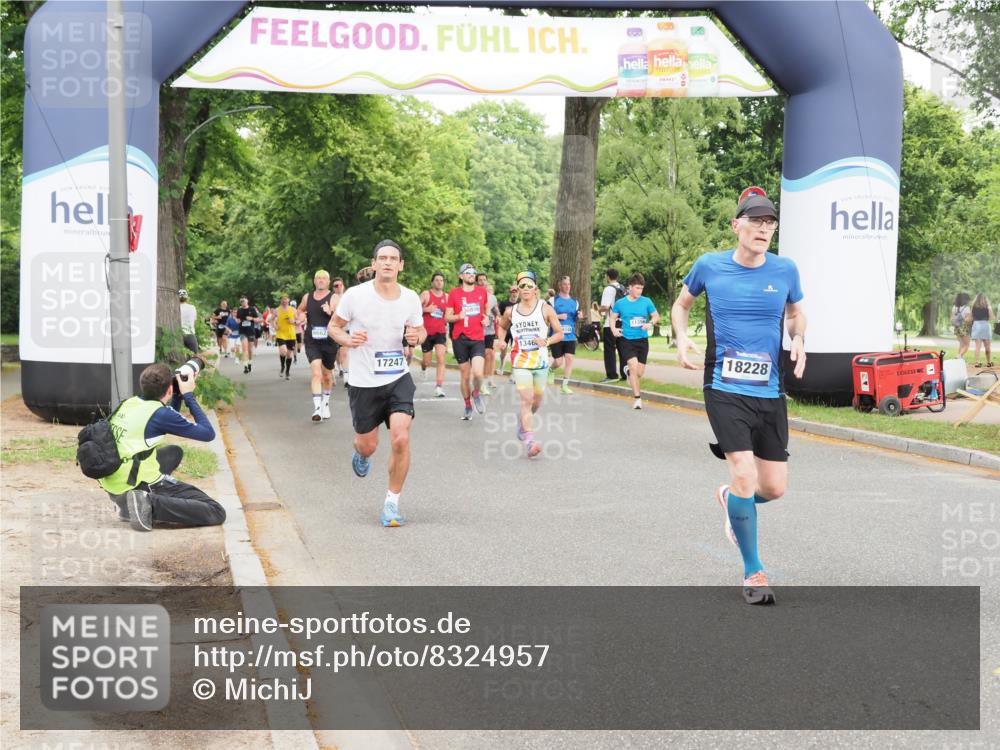 29.06.2025 - hella hamburg halbmarathon MichiJ http://msf.ph/oto/8324957 29.06.2025 10:37:37 Zwischen KM18-KM19 1399, 2878, 3543, 6662, 8153, 8899, 11579, 11975, 13463, 13812, 13875, 14794, 16877, 17001, 17247, 17319, 18228 meine-sportfotos.de