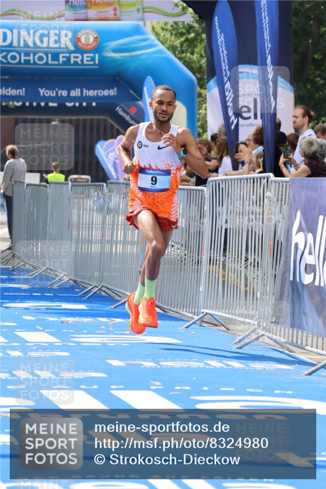 29.06.2025 - hella hamburg halbmarathon Strokosch-Dieckow http://msf.ph/oto/8324980 29.06.2025 10:03:01 Ziel 9, 23 meine-sportfotos.de