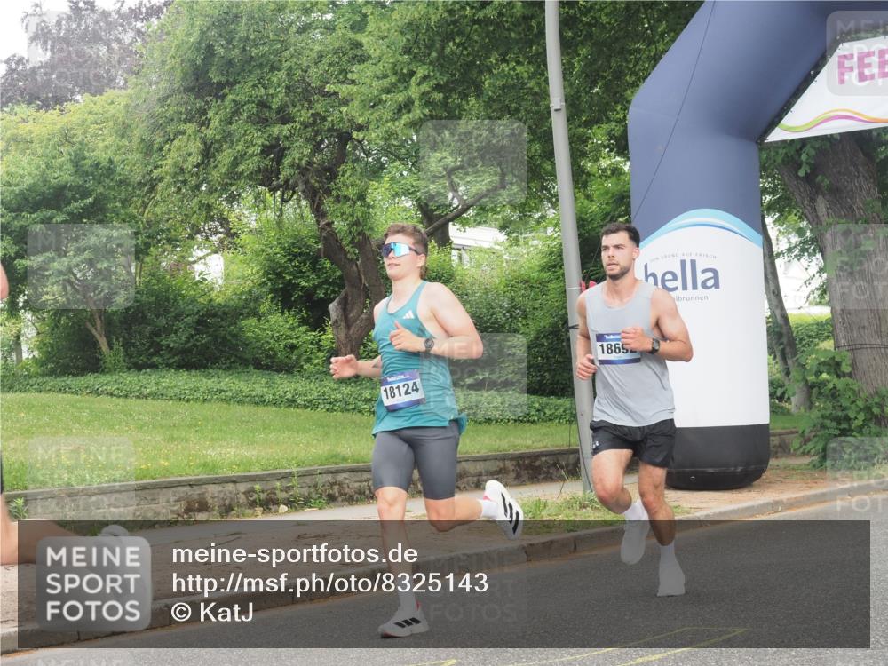 29.06.2025 - hella hamburg halbmarathon KatJ http://msf.ph/oto/8325143 29.06.2025 10:16:58 Zwischen KM18-KM19  meine-sportfotos.de