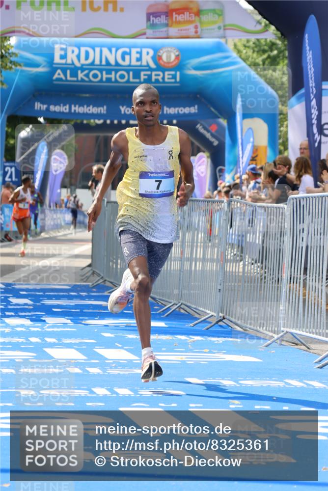 29.06.2025 - hella hamburg halbmarathon Strokosch-Dieckow http://msf.ph/oto/8325361 29.06.2025 10:02:55 Ziel 7, 9 meine-sportfotos.de