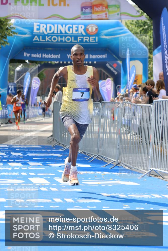 29.06.2025 - hella hamburg halbmarathon Strokosch-Dieckow http://msf.ph/oto/8325406 29.06.2025 10:02:55 Ziel 7, 9 meine-sportfotos.de