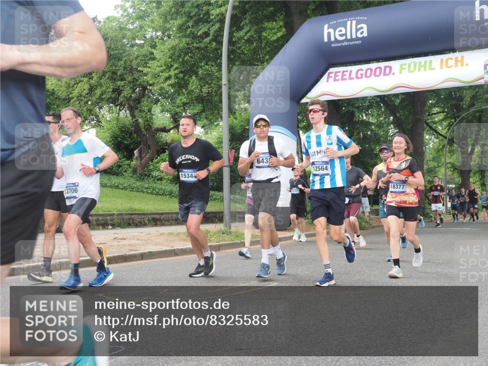 29.06.2025 - hella hamburg halbmarathon KatJ http://msf.ph/oto/8325583 29.06.2025 10:46:31 Zwischen KM18-KM19 4238, 6033, 6438, 6470, 8326 meine-sportfotos.de