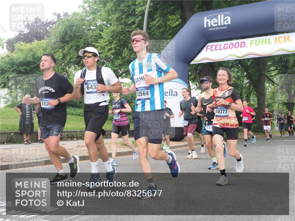 29.06.2025 - hella hamburg halbmarathon KatJ http://msf.ph/oto/8325677 29.06.2025 10:46:31 Zwischen KM18-KM19 4238, 6033, 6438, 6470, 8326 meine-sportfotos.de