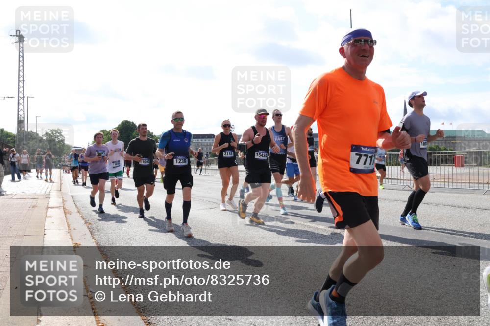 29.06.2025 - hella hamburg halbmarathon Lena Gebhardt http://msf.ph/oto/8325736 29.06.2025 10:00:13 Lombardsbrücke 19593, 3181, 15434, 15695, 11992, 1239, 771, 1074, 1006, 1019, 1125, 1180, 1239, 1264, 1526, 1544, 1681, 1834, 1914, 2027, 2086, 2099, 2159, 2346, 2348, 2364, 2426, 2447, 2582, 2584, 2606, 2652, 2676, 2677, 2730, 2910, 2982, 3042, 3177, 3181, 3319, 3400, 3794, 3836, 3861, 3898, 4013, 4231, 4419, 4579, 4594, 4632, 4767, 4772, 4796, 4813, 4940, 4945, 5015, 5134, 5272, 5277, 5341, 5643, 5728, 6082, 6084, 6104, 6174, 6201, 6202, 6220, 6260, 6462, 6470, 6581, 6587 meine-sportfotos.de