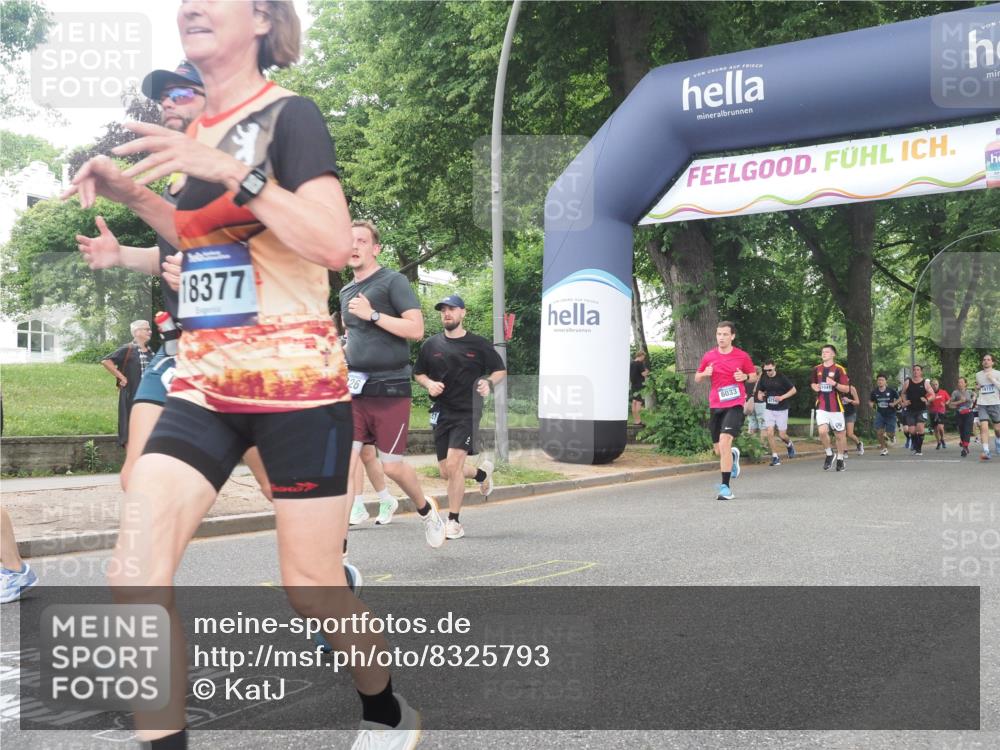 29.06.2025 - hella hamburg halbmarathon KatJ http://msf.ph/oto/8325793 29.06.2025 10:46:32 Zwischen KM18-KM19 4238, 6033, 6438, 6470, 8326 meine-sportfotos.de