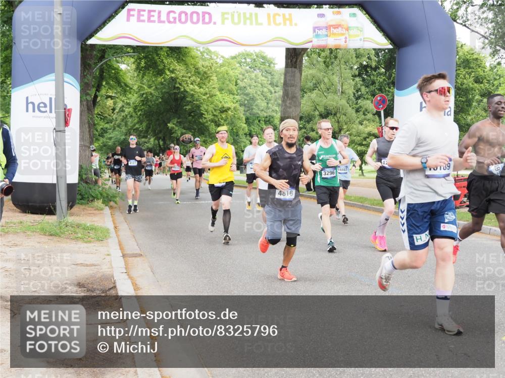 29.06.2025 - hella hamburg halbmarathon MichiJ http://msf.ph/oto/8325796 29.06.2025 10:37:42 Zwischen KM18-KM19 1094, 1507, 4816, 5115, 6662, 8153, 8813, 8899, 10189, 11356, 11455, 12733, 13463, 15966, 16242, 16806, 16843, 16887, 17247, 18228, 18499 meine-sportfotos.de