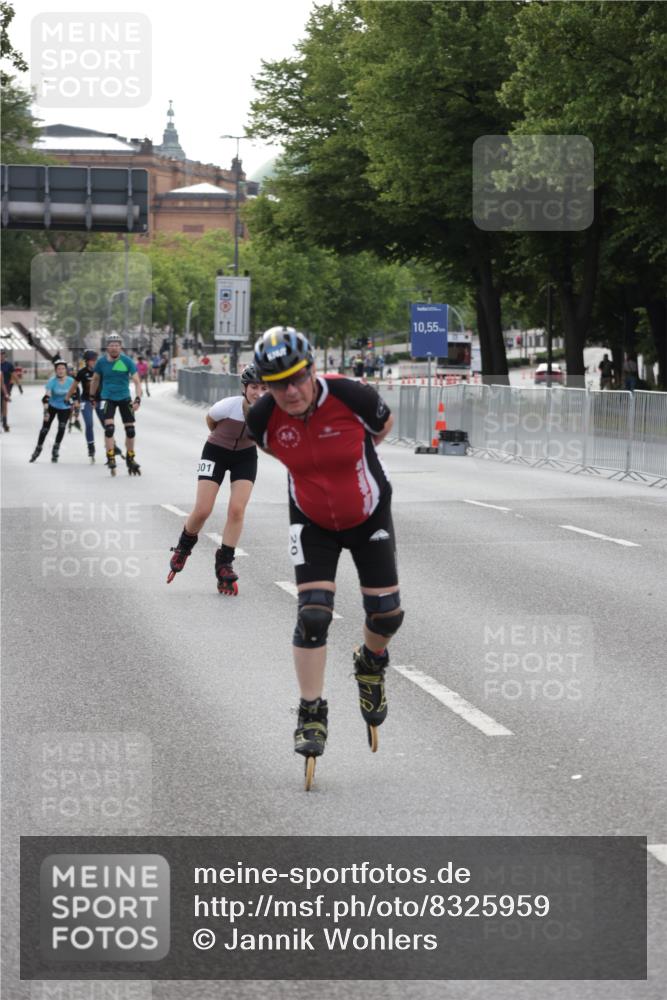29.06.2025 - hella hamburg halbmarathon Jannik Wohlers http://msf.ph/oto/8325959 29.06.2025 09:00:47 Lombardsbrücke  meine-sportfotos.de