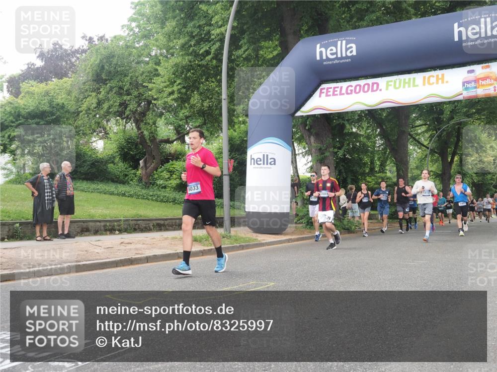 29.06.2025 - hella hamburg halbmarathon KatJ http://msf.ph/oto/8325997 29.06.2025 10:46:34 Zwischen KM18-KM19 4238, 6033, 6438, 6754, 8326 meine-sportfotos.de