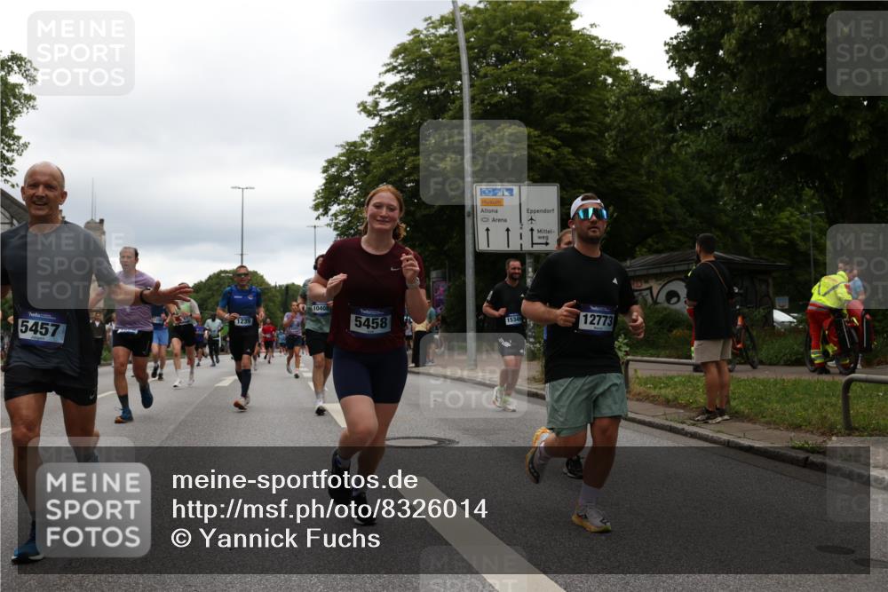 29.06.2025 - hella hamburg halbmarathon Yannick Fuchs http://msf.ph/oto/8326014 29.06.2025 10:51:30 20KM 1200, 1239, 1563, 1715, 1719, 1972, 2236, 2606, 2652, 2806, 3141, 3575, 4261, 4579, 5015, 5134, 5391, 5457, 5458, 6281, 6302, 6720, 6892, 7159, 7833, 8744, 9450, 10383, 10408, 12144, 12509, 12773, 12774, 13376, 13664, 14737, 14951, 15090, 15189, 15220, 15229, 15349, 15664, 16418, 16517, 17455, 17543, 17758, 18508 meine-sportfotos.de