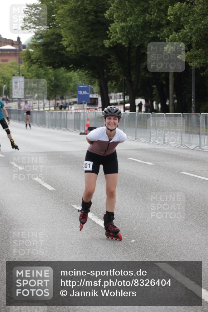 29.06.2025 - hella hamburg halbmarathon Jannik Wohlers http://msf.ph/oto/8326404 29.06.2025 09:00:49 Lombardsbrücke  meine-sportfotos.de