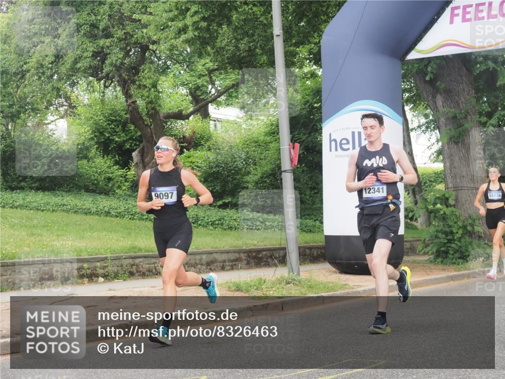29.06.2025 - hella hamburg halbmarathon KatJ http://msf.ph/oto/8326463 29.06.2025 10:17:04 Zwischen KM18-KM19  meine-sportfotos.de
