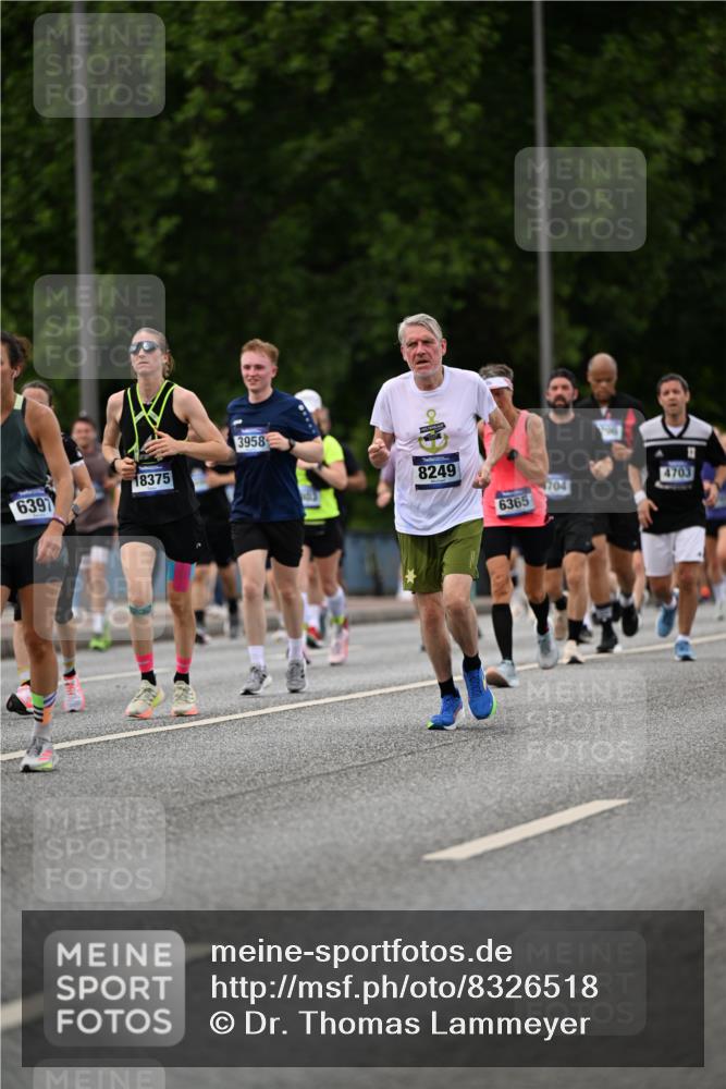 29.06.2025 - hella hamburg halbmarathon Dr. Thomas Lammeyer http://msf.ph/oto/8326518 29.06.2025 10:39:32 Kennedybrücke 1417, 1497, 1821, 1849, 2198, 2265, 2787, 3170, 3958, 4333, 4564, 4696, 4703, 5027, 5793, 6029, 6189, 6365, 6379, 6397, 6471, 6746, 6803, 6859, 7386, 7733, 8249, 8296, 9342, 9803, 10335, 10358, 10360, 10393, 10652, 11320 meine-sportfotos.de