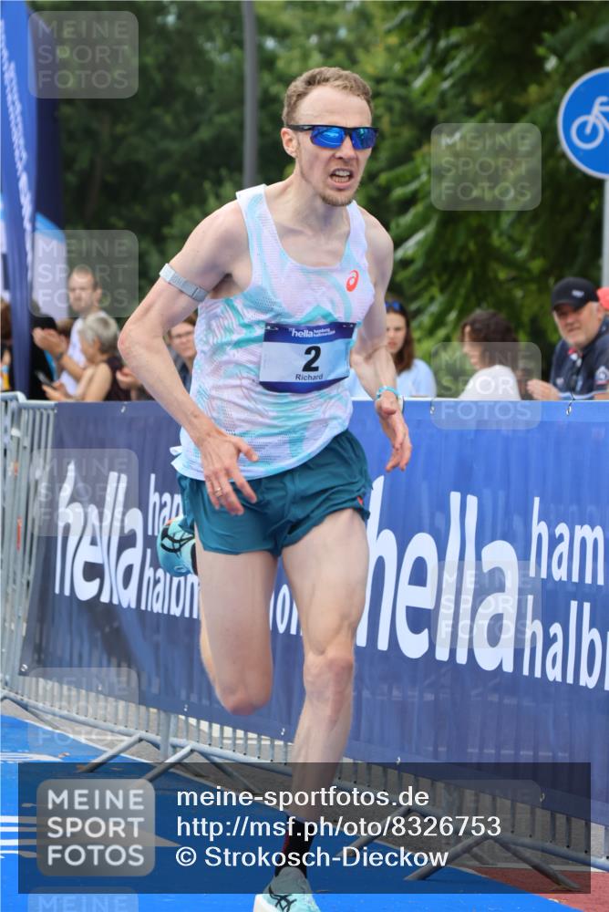 29.06.2025 - hella hamburg halbmarathon Strokosch-Dieckow http://msf.ph/oto/8326753 29.06.2025 10:02:28 Ziel 2, 22 meine-sportfotos.de