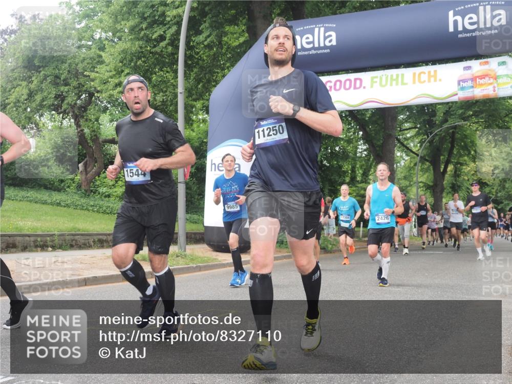 29.06.2025 - hella hamburg halbmarathon KatJ http://msf.ph/oto/8327110 29.06.2025 10:46:40 Zwischen KM18-KM19 1019, 1544, 2426, 2730, 6087, 6754 meine-sportfotos.de