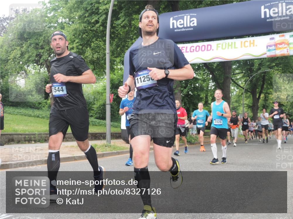 29.06.2025 - hella hamburg halbmarathon KatJ http://msf.ph/oto/8327126 29.06.2025 10:46:40 Zwischen KM18-KM19 1019, 1544, 2426, 2730, 6087, 6754 meine-sportfotos.de