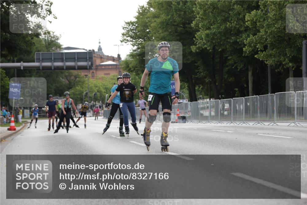 29.06.2025 - hella hamburg halbmarathon Jannik Wohlers http://msf.ph/oto/8327166 29.06.2025 09:00:53 Lombardsbrücke  meine-sportfotos.de