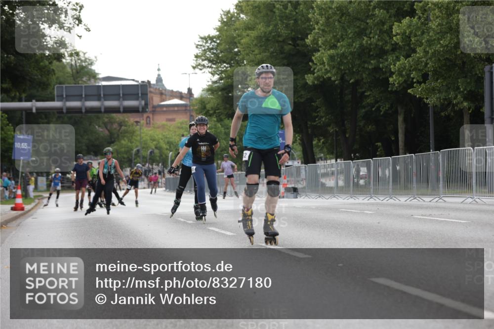 29.06.2025 - hella hamburg halbmarathon Jannik Wohlers http://msf.ph/oto/8327180 29.06.2025 09:00:53 Lombardsbrücke  meine-sportfotos.de