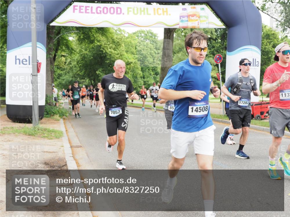 29.06.2025 - hella hamburg halbmarathon MichiJ http://msf.ph/oto/8327250 29.06.2025 10:37:50 Zwischen KM18-KM19 1321, 4033, 4127, 4816, 7052, 7269, 8572, 10189, 11339, 11455, 13008, 13282, 15392, 16843, 16887, 17282 meine-sportfotos.de