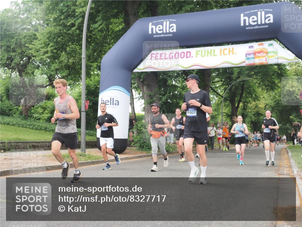 29.06.2025 - hella hamburg halbmarathon KatJ http://msf.ph/oto/8327717 29.06.2025 10:46:43 Zwischen KM18-KM19 1019, 1544, 2426, 2730, 3780, 6087, 6327 meine-sportfotos.de