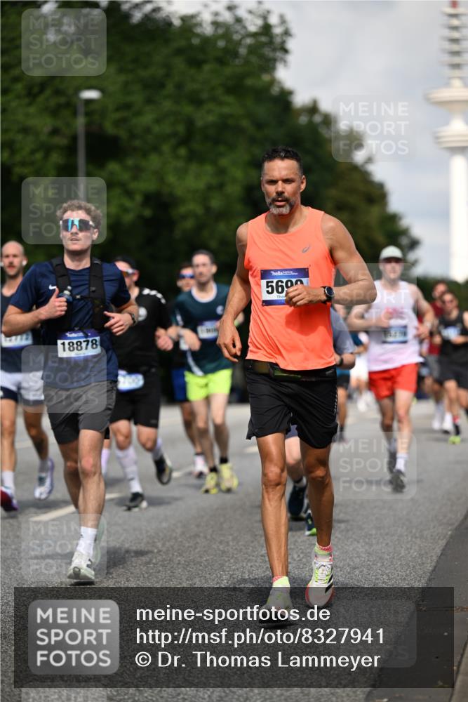 29.06.2025 - hella hamburg halbmarathon Dr. Thomas Lammeyer http://msf.ph/oto/8327941 29.06.2025 09:55:44 Kennedybrücke 1057, 1312, 1353, 1569, 1763, 3437, 3618, 3697, 4565, 4871, 5047, 5231, 5336, 5690, 5987, 6373, 6700, 6711, 7185, 7710, 8564, 9358, 9444, 9547, 9659, 10493, 10691, 10978, 11021, 11062 meine-sportfotos.de