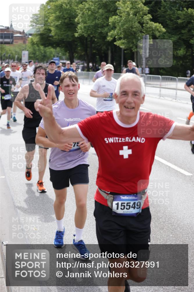 29.06.2025 - hella hamburg halbmarathon Jannik Wohlers http://msf.ph/oto/8327991 29.06.2025 10:39:59 Lombardsbrücke 1018, 1037, 2109, 2515, 2572, 2762, 2763, 3237, 3293, 3295, 3515, 3607, 3808, 3810, 4271, 4756, 5059, 5113, 5351, 5352, 5702, 5975, 6076, 6229, 6278, 6363, 6463, 6673, 6866, 6876, 6920, 7108, 7174, 7675, 7850, 8307, 8391, 9000, 9468, 10474, 10953, 11176, 11653, 11717, 11970, 11973, 12364, 12444, 12501, 12760, 12981, 13005, 13030, 13069, 13290, 13410, 13466, 13651, 14341, 14851, 15549, 15927, 15933, 16681, 16955, 17318, 18101, 18110, 18213, 18353, 18490, 18771, 18946 meine-sportfotos.de
