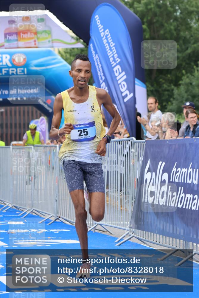 29.06.2025 - hella hamburg halbmarathon Strokosch-Dieckow http://msf.ph/oto/8328018 29.06.2025 10:02:21 Ziel 2, 22, 25 meine-sportfotos.de