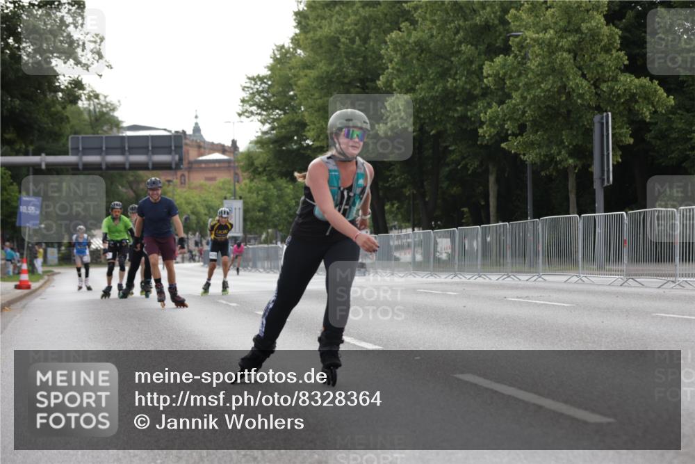 29.06.2025 - hella hamburg halbmarathon Jannik Wohlers http://msf.ph/oto/8328364 29.06.2025 09:00:58 Lombardsbrücke  meine-sportfotos.de