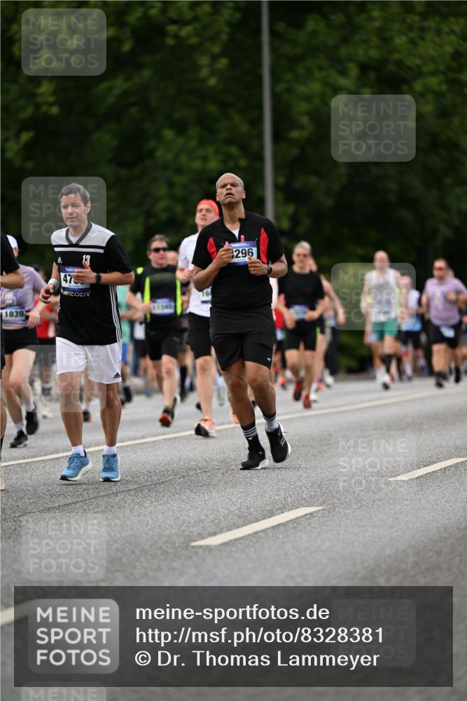 29.06.2025 - hella hamburg halbmarathon Dr. Thomas Lammeyer http://msf.ph/oto/8328381 29.06.2025 10:39:36 Kennedybrücke 1821, 1849, 2198, 2787, 3170, 3828, 3958, 4333, 4564, 4696, 4703, 4965, 5027, 5147, 5793, 6029, 6189, 6365, 6379, 6397, 6471, 6746, 7386, 7733, 8249, 8296, 9342, 9803, 10358, 10360, 10393, 10565, 10652, 11320, 11359 meine-sportfotos.de