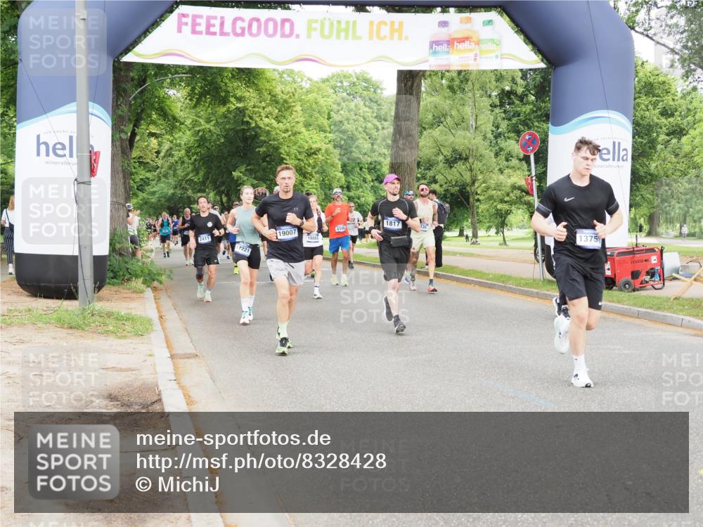 29.06.2025 - hella hamburg halbmarathon MichiJ http://msf.ph/oto/8328428 29.06.2025 10:37:57 Zwischen KM18-KM19 1119, 6027, 6125, 7052, 7269, 10691, 12016, 13051, 13758, 16285, 16666, 16800, 17221, 18960, 18982, 19007 meine-sportfotos.de