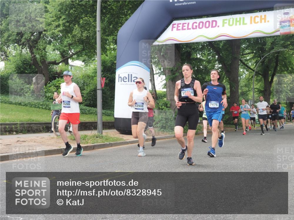 29.06.2025 - hella hamburg halbmarathon KatJ http://msf.ph/oto/8328945 29.06.2025 10:46:52 Zwischen KM18-KM19 7476, 8481, 8531 meine-sportfotos.de