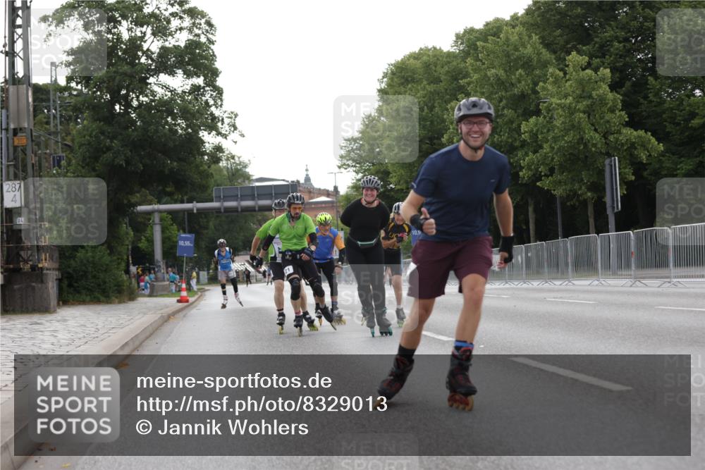 29.06.2025 - hella hamburg halbmarathon Jannik Wohlers http://msf.ph/oto/8329013 29.06.2025 09:01:02 Lombardsbrücke  meine-sportfotos.de