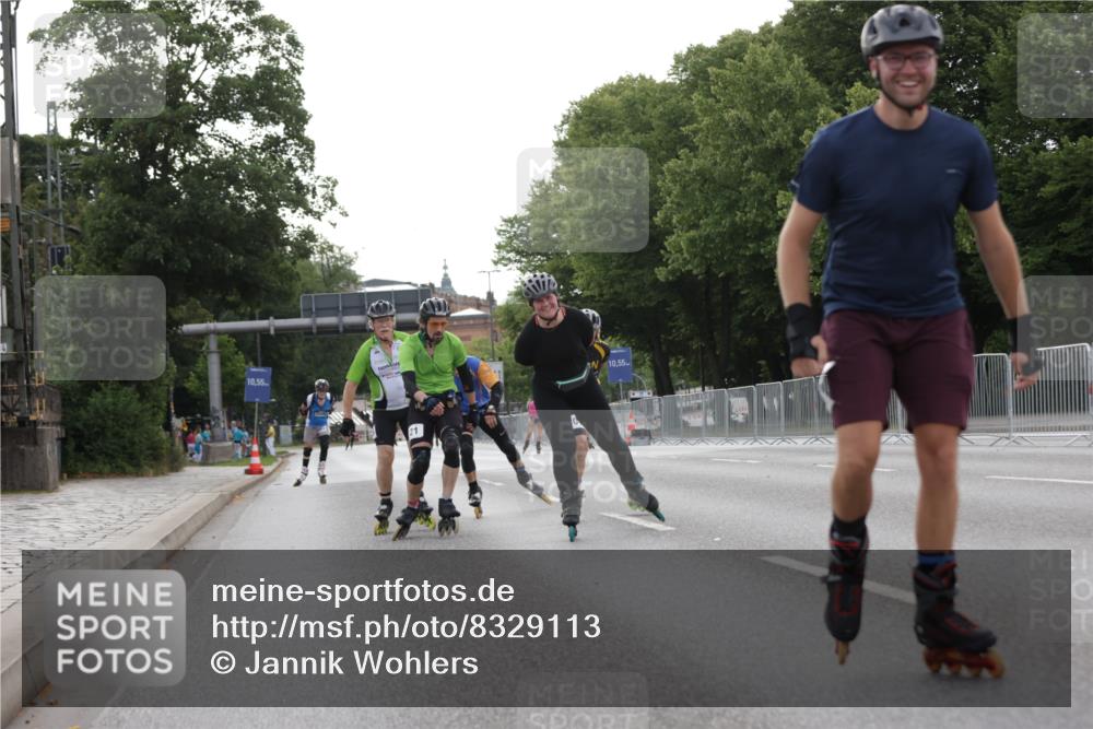 29.06.2025 - hella hamburg halbmarathon Jannik Wohlers http://msf.ph/oto/8329113 29.06.2025 09:01:02 Lombardsbrücke  meine-sportfotos.de
