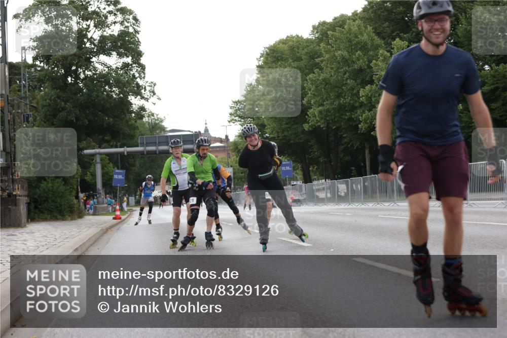 29.06.2025 - hella hamburg halbmarathon Jannik Wohlers http://msf.ph/oto/8329126 29.06.2025 09:01:02 Lombardsbrücke  meine-sportfotos.de