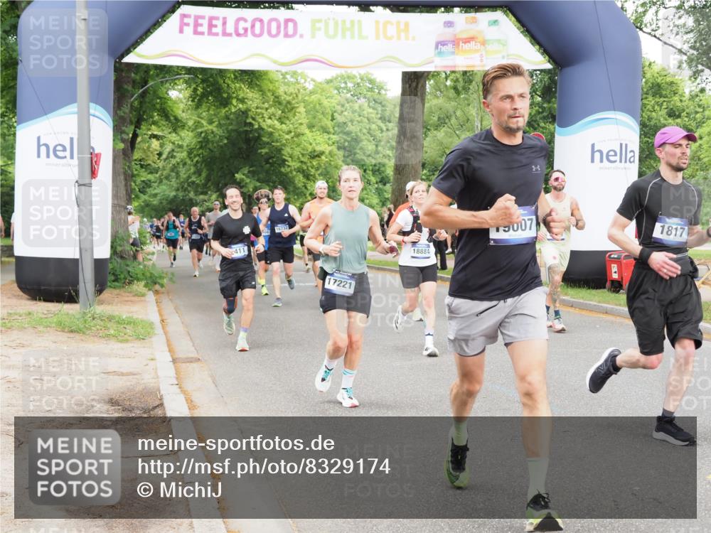 29.06.2025 - hella hamburg halbmarathon MichiJ http://msf.ph/oto/8329174 29.06.2025 10:37:59 Zwischen KM18-KM19 1119, 1817, 4346, 5087, 5336, 6027, 6125, 10691, 12016, 12545, 13051, 13758, 16285, 16666, 16800, 17221, 18960, 18982, 19007 meine-sportfotos.de