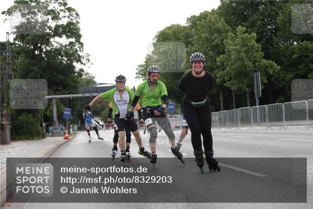 29.06.2025 - hella hamburg halbmarathon Jannik Wohlers http://msf.ph/oto/8329203 29.06.2025 09:01:03 Lombardsbrücke  meine-sportfotos.de