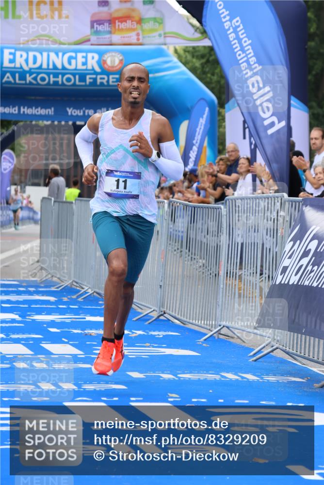 29.06.2025 - hella hamburg halbmarathon Strokosch-Dieckow http://msf.ph/oto/8329209 29.06.2025 10:02:14 Ziel 11, 25 meine-sportfotos.de