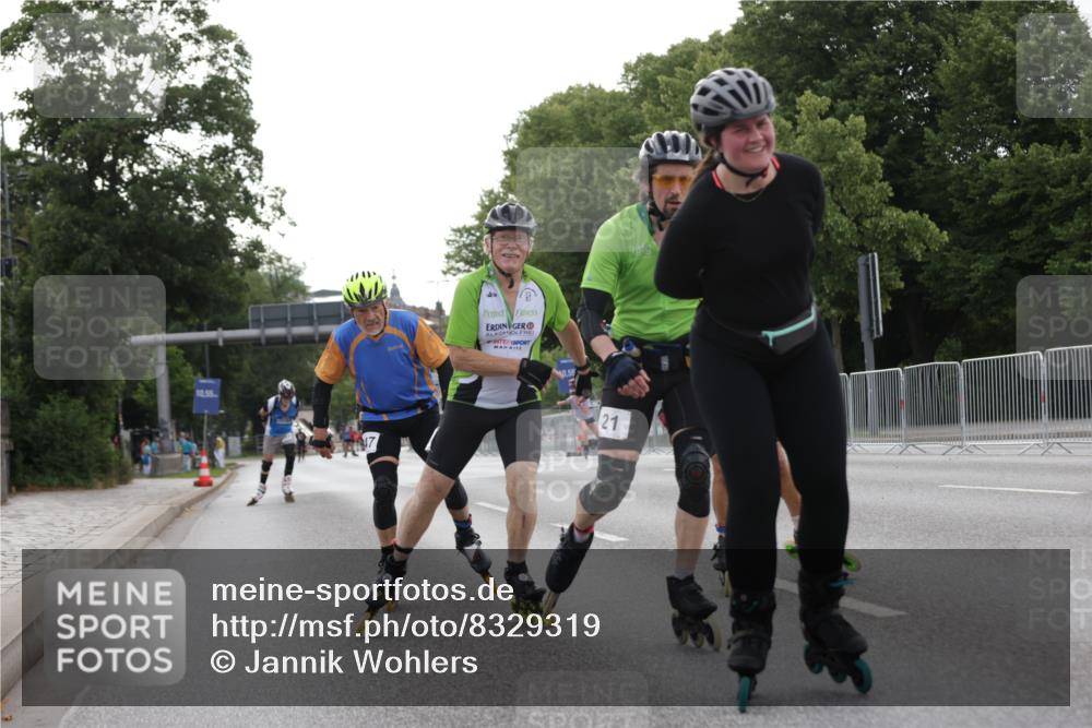 29.06.2025 - hella hamburg halbmarathon Jannik Wohlers http://msf.ph/oto/8329319 29.06.2025 09:01:04 Lombardsbrücke  meine-sportfotos.de
