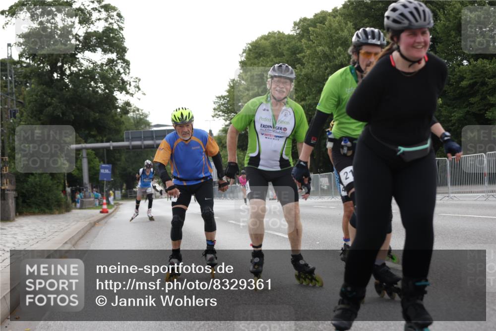 29.06.2025 - hella hamburg halbmarathon Jannik Wohlers http://msf.ph/oto/8329361 29.06.2025 09:01:04 Lombardsbrücke  meine-sportfotos.de